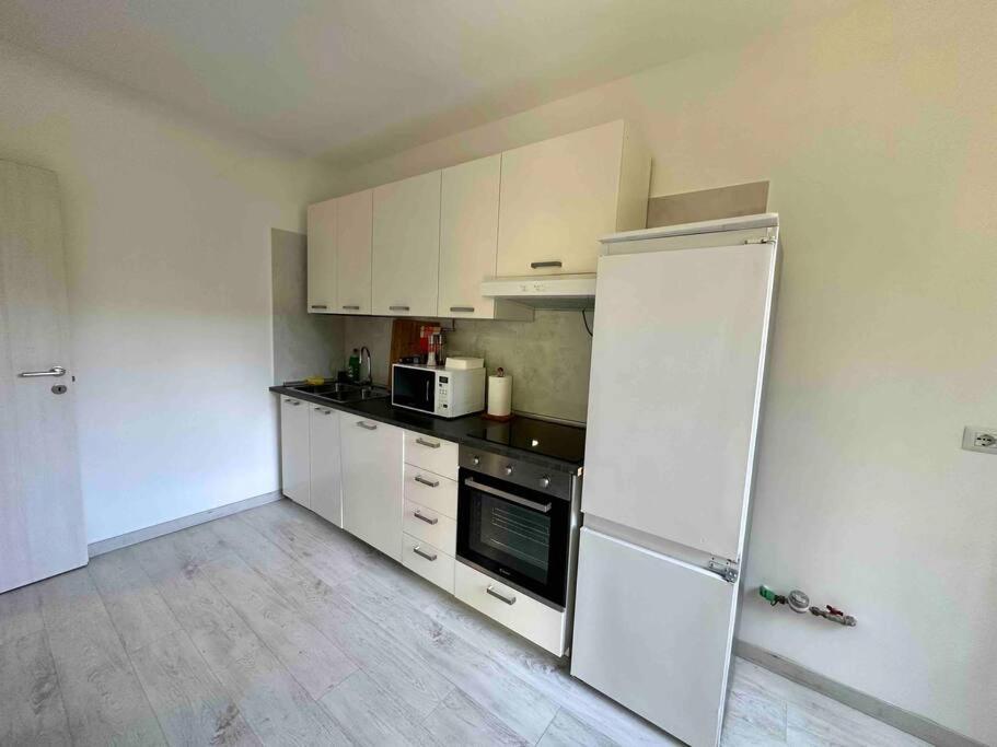 Appartamento Luminoso Domus Eur Roma Dış mekan fotoğraf